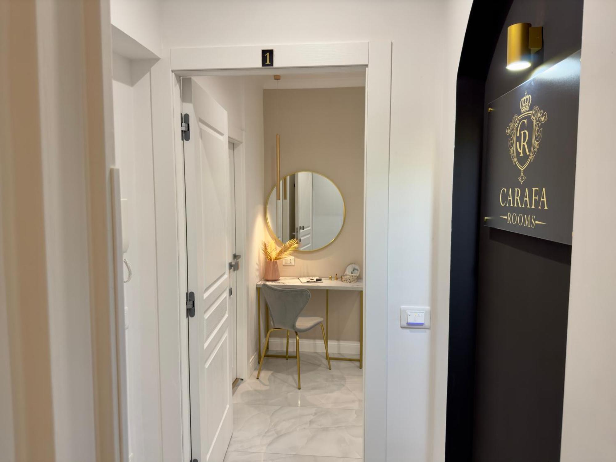 Carafa Rooms Napoli Eksteriør billede