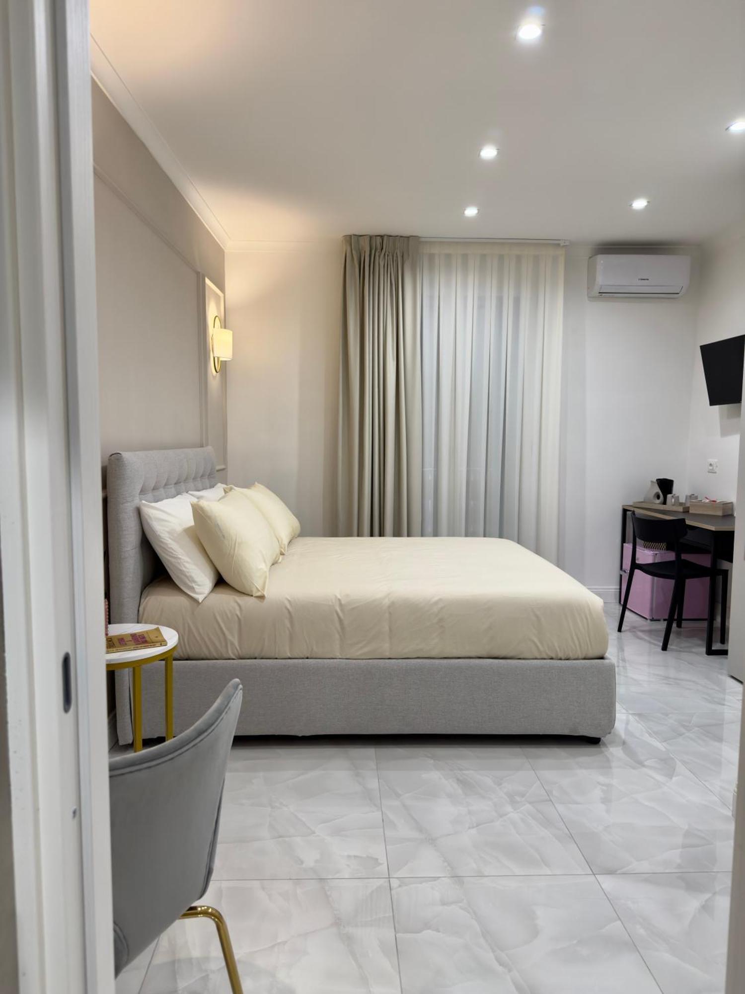 Carafa Rooms Napoli Eksteriør billede